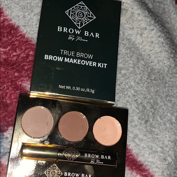 True Brow BROW MAKEOVER KIT - Light - Picture 2 of 5